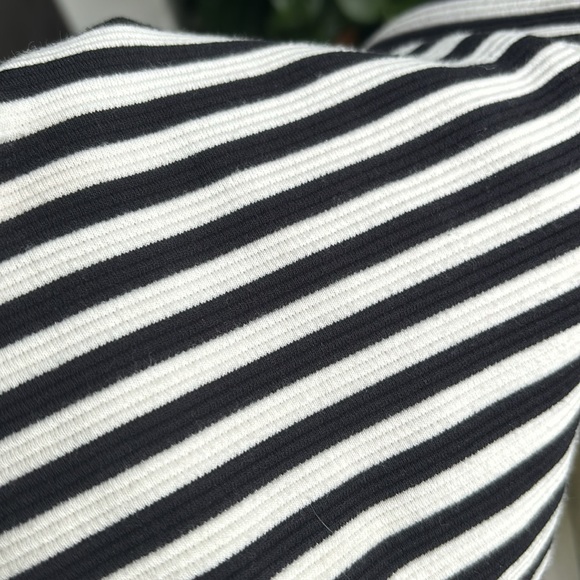 Madewell Black and White Stripe Scoop Neck Fit & Flare Short Sleeve Dress Size 6 - Picture 12 of 14